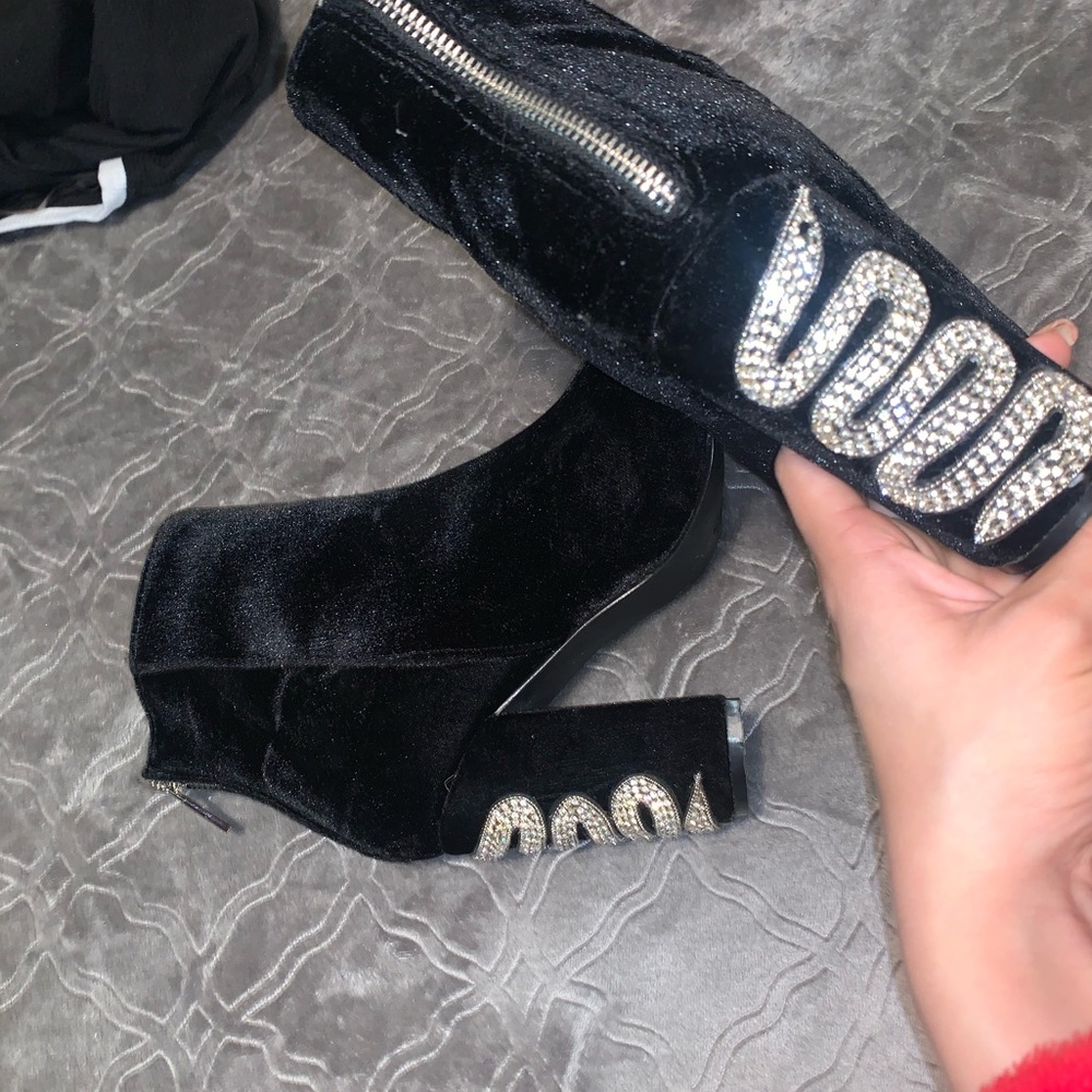 Snake black booties